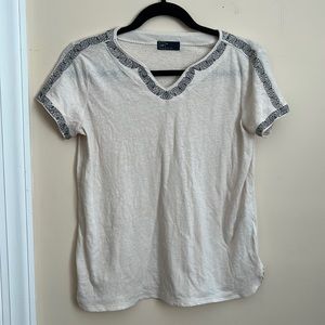 Gap embroidered top